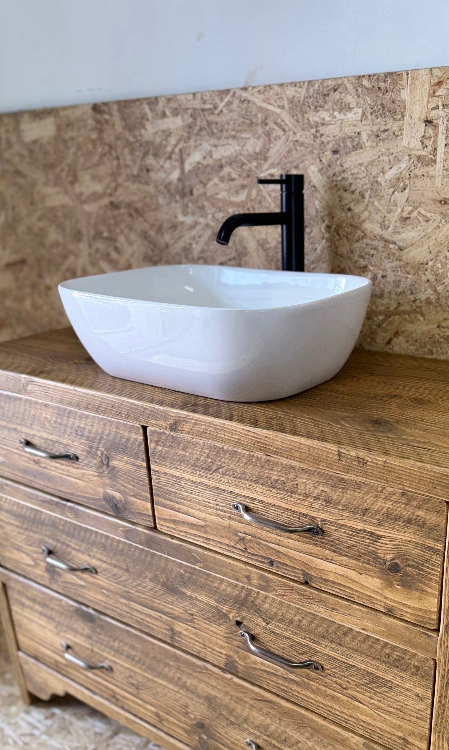 Alton Ceramic Countertop Basin