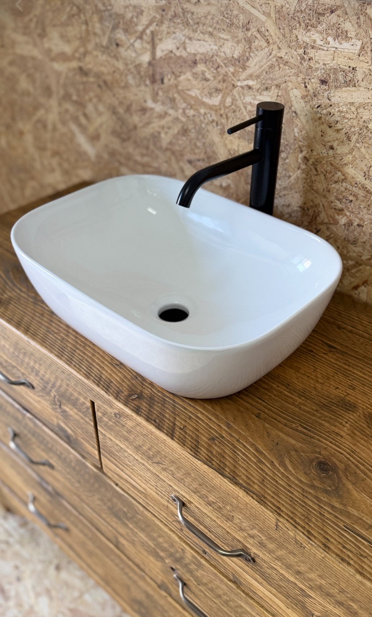 Alton Ceramic Countertop Basin